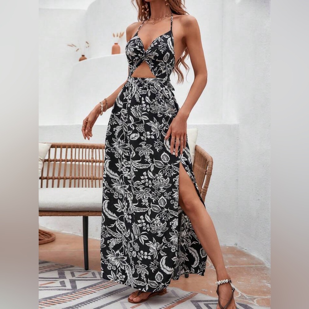 Black and Off White Floral Peekaboo Back Front Split Thigh Vacation Dress